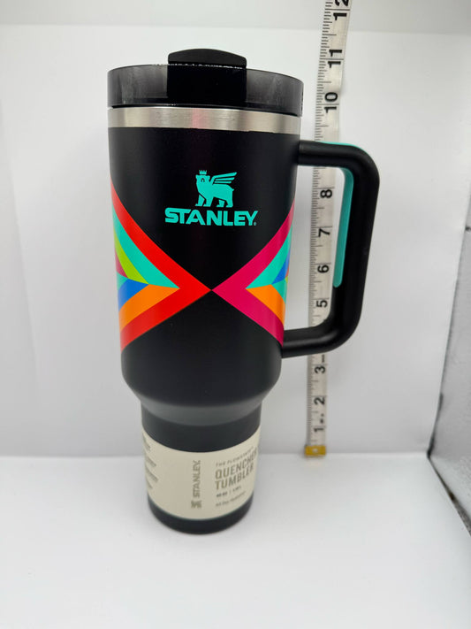 The Quencher H2.0 FlowState Tumbler 40oz 1.18L Hyper Geo