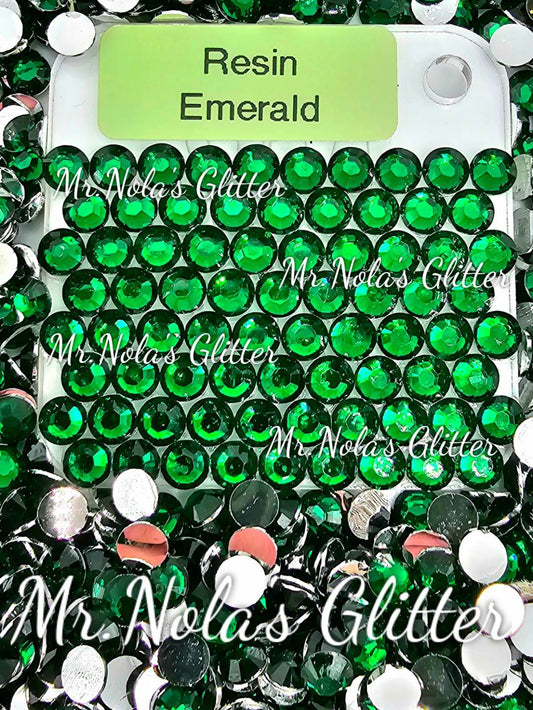 MNG Rocks Resin Emerald