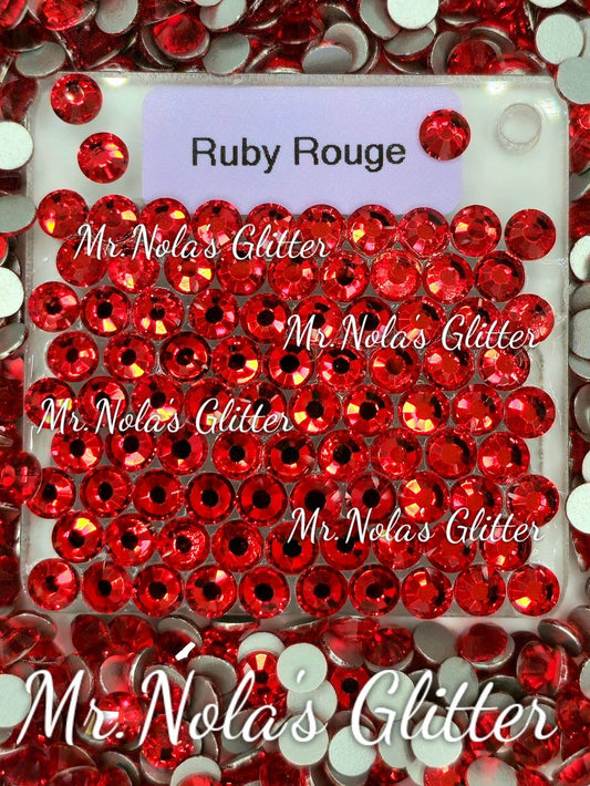 MNG Rocks Light Siam/ Ruby Rouge Glass Rhinestones