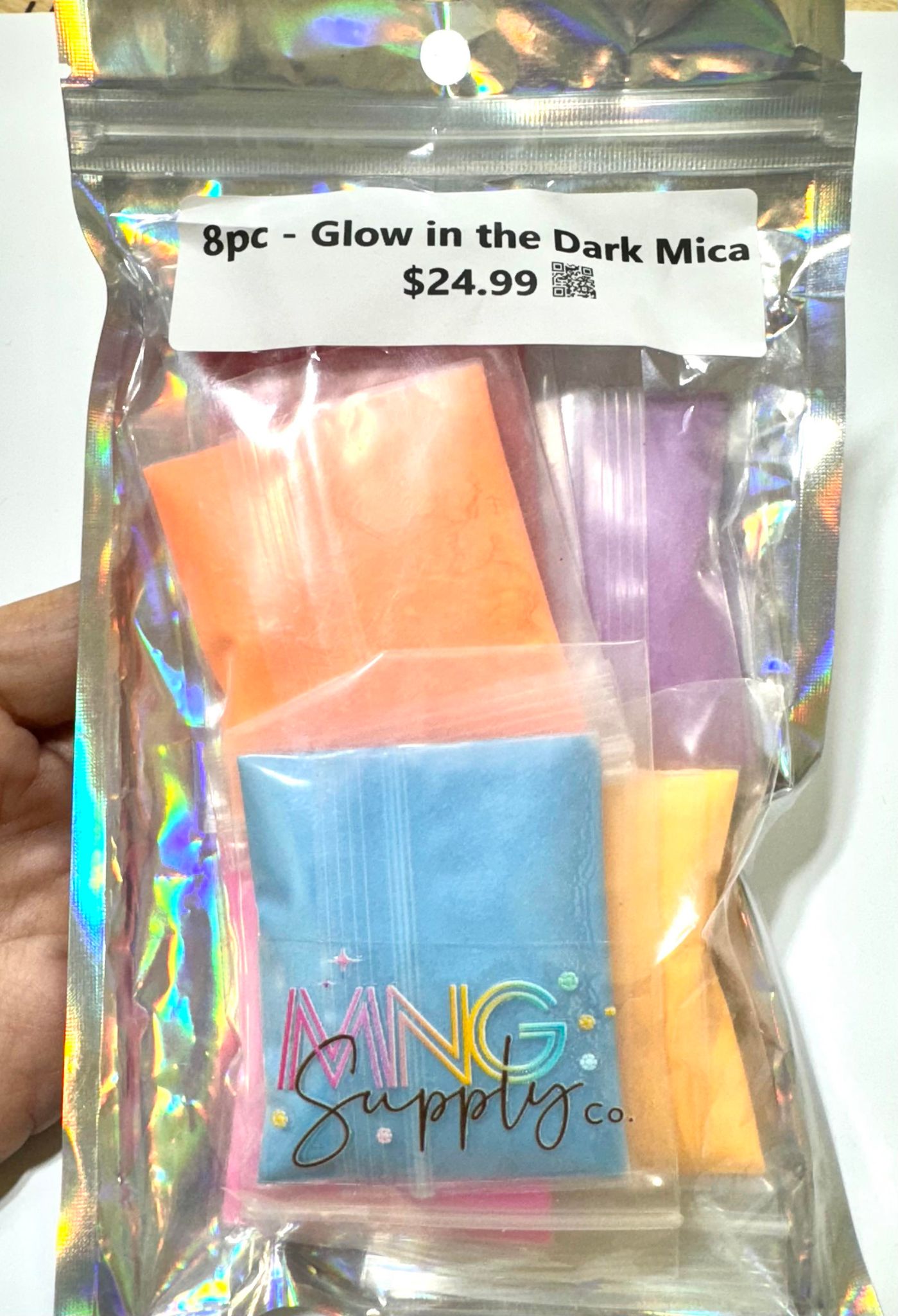 MNG Glow In The Dark Mica